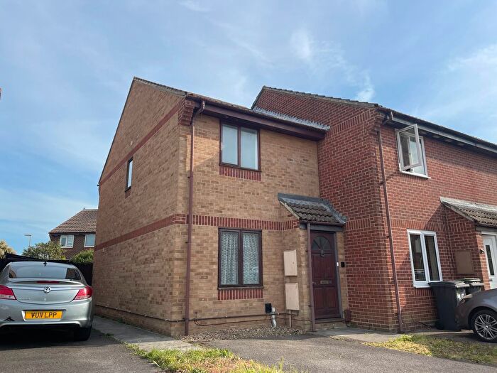 2 Bedroom End Of Terrace House To Rent In Rogers Close, Gosport, PO12