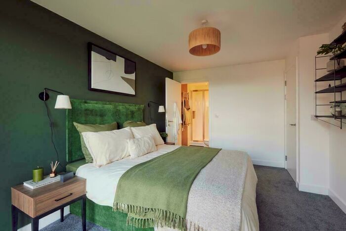 3 Bedroom Apartment To Rent In The Exchange, Whitehall, Leeds, West Yorkshire, LS12