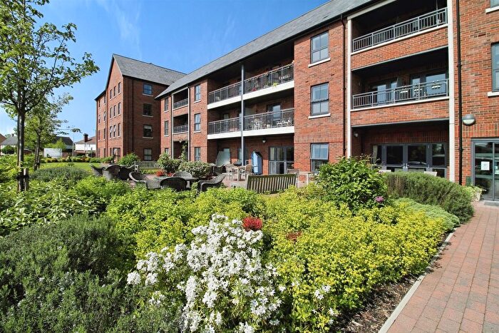 1 Bedroom Flat For Sale In Lancer House, Butt Road, Colchester, CO2