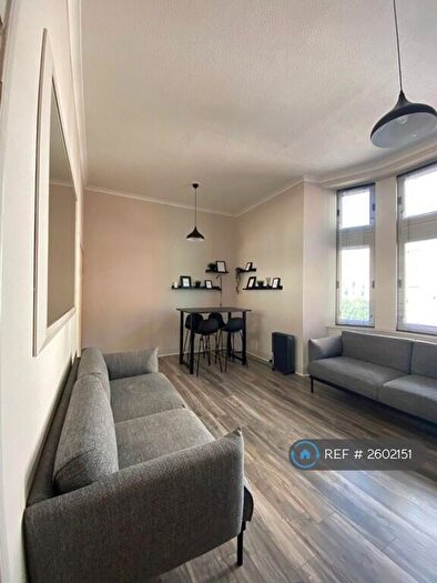 2 Bedroom Flat To Rent In Ingram Street, Glasgow, G1