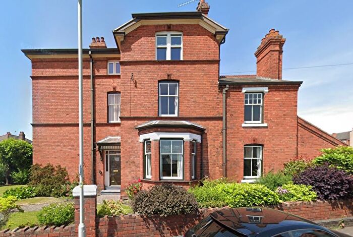 1 Bedroom Flat To Rent In Church Road, Netherton, Dudley, DY2