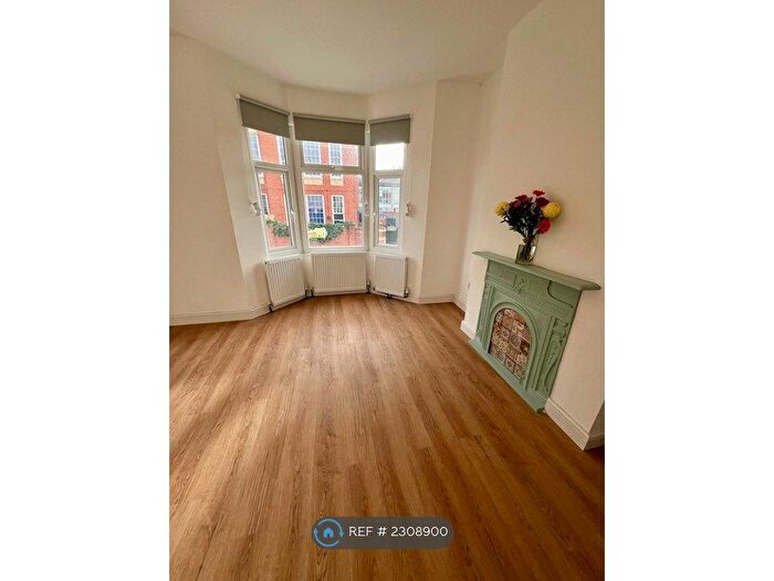 3 Bedroom Terraced House To Rent In Fransiscan Road, London, SW17