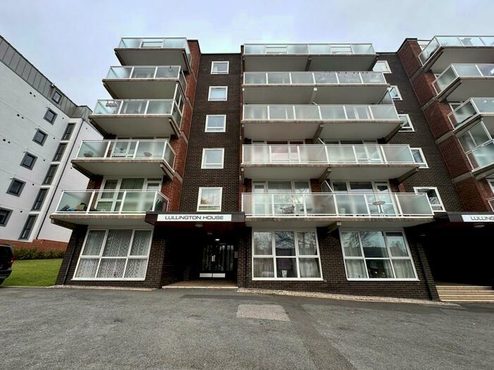 Studio To Rent In Upperton Road Eastbourne, BN21