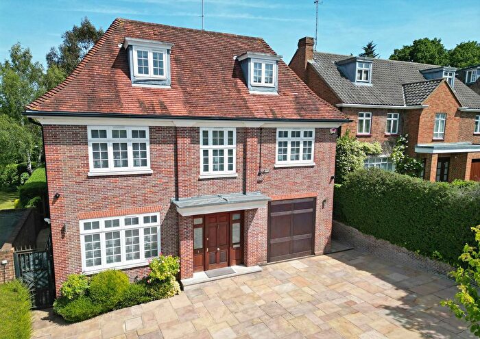 6 Bedroom Detached House For Sale In Church Mount, Hampstead Garden Suburb, N2