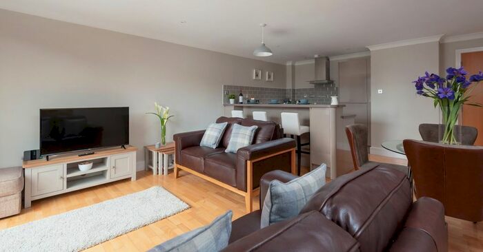 2 Bedroom Flat To Rent In Argyle Street, Glasgow, G2
