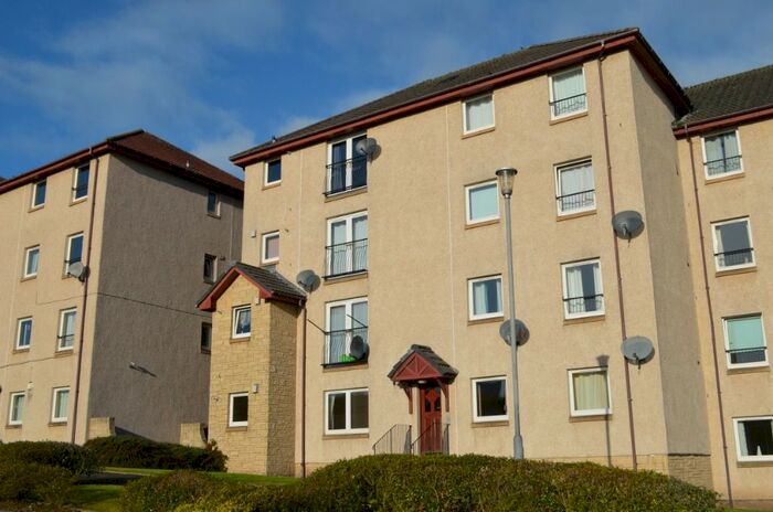 2 Bedroom Flat To Rent In Ladysmill Court, Falkirk, FK2