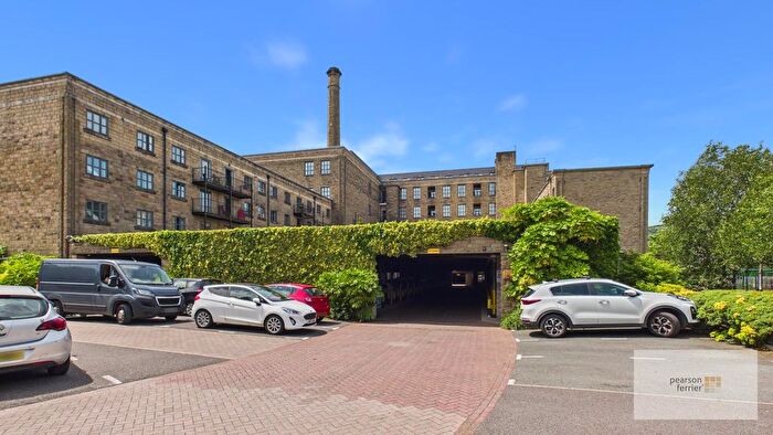 2 Bedroom Flat For Sale In Ilex Mill, Bacup Road, Rawtenstall, BB4