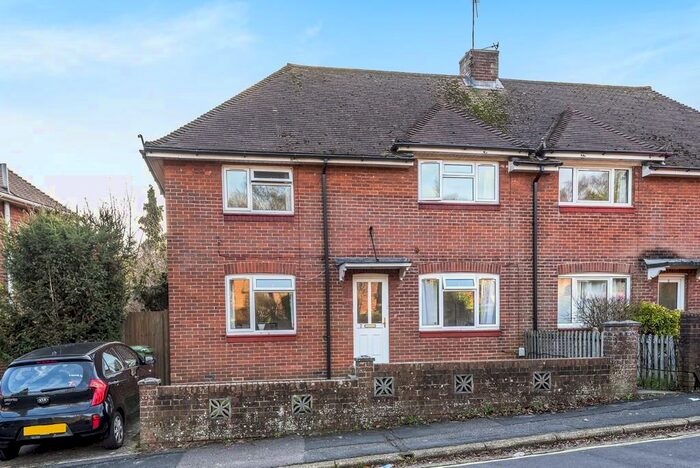 5 Bedroom Semi-Detached House To Rent In Thurmond Road, Winchester, SO22