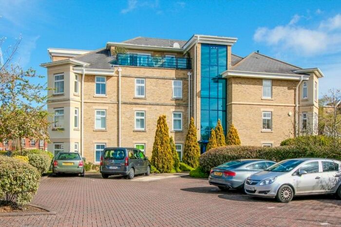 2 Bedroom Flat To Rent In Stone Meadow, Oxford, OX2