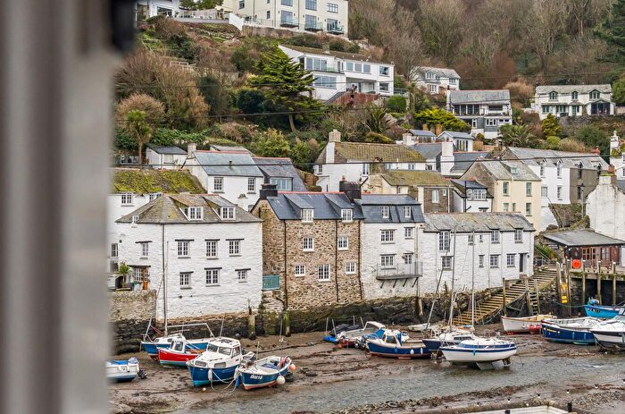 1 Bedroom Cottage For Sale In Quay Road, Polperro, Looe, Cornwall, PL13