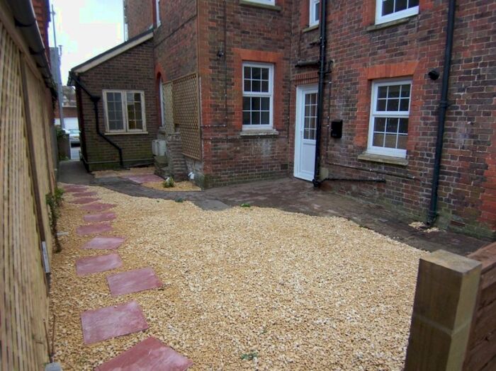 2 Bedroom Maisonette To Rent In Framfield Road, Uckfield TN22