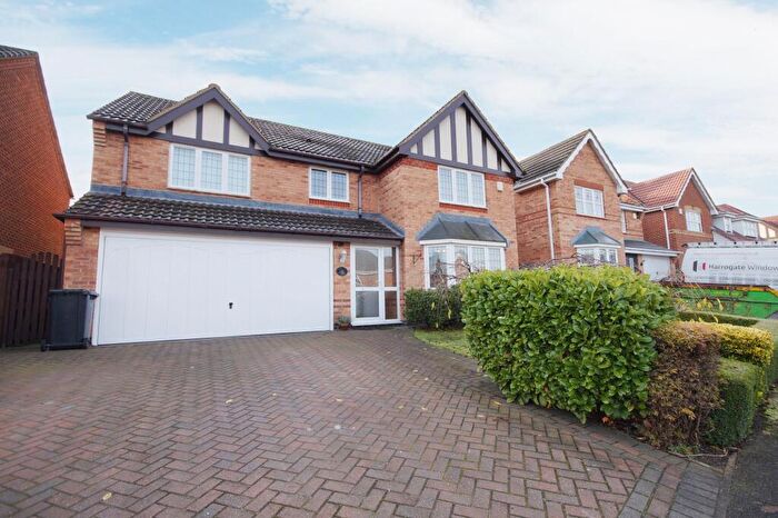 4 Bedroom Detached House To Rent In Stonecrop Avenue, Killinghall Moor, HG3