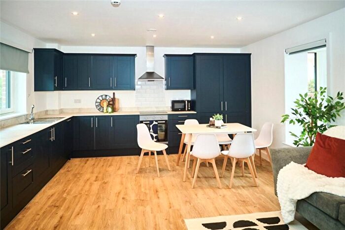 4 Bedroom Flat To Rent In West Street, Bristol, BS3