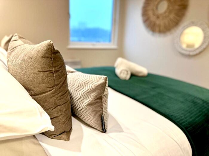 2 Bedroom Apartment To Rent In Duncansby House, Prospect Place, Cardiff Bay, CF11