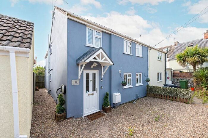 3 Bedroom Semi-Detached House For Sale In Clay Road, Caister-On-Sea, NR30