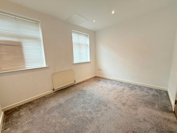 1 Bedroom Apartment For Sale In Willow Gardens, Gorcott Lane, Dickens Heath, B90