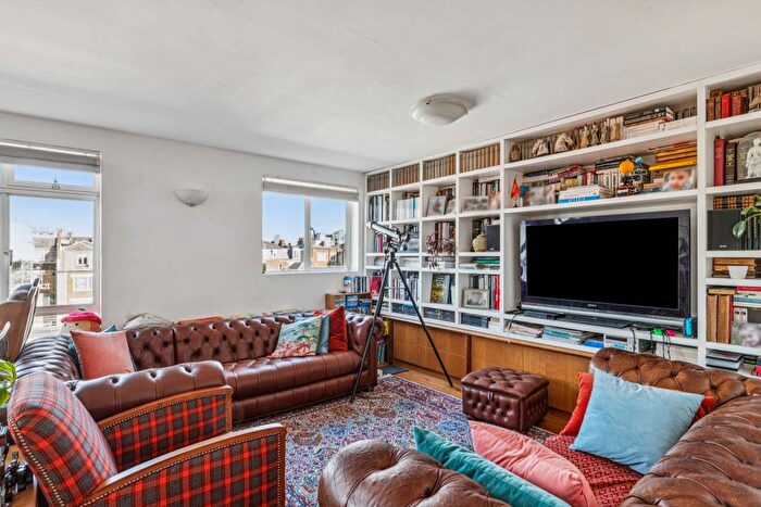 3 Bedroom Flat For Sale In Wimpole Street, W1G