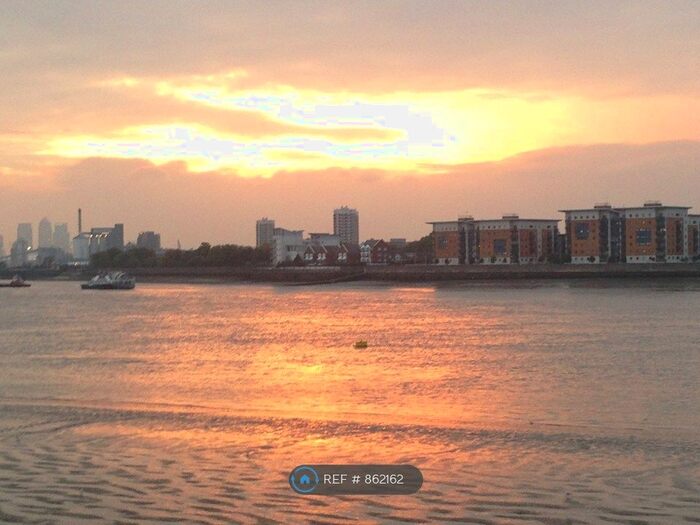 1 Bedroom Flat To Rent In Erebus Drive, London SE28