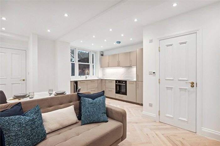 1 Bedroom Flat For Sale In Seymour Road, London, SW18