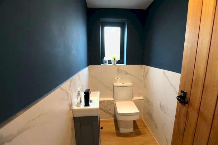 4 Bedroom Semi-Detached House To Rent In Porth-Y-Green Close, Llanblethian, Cowbridge, CF71