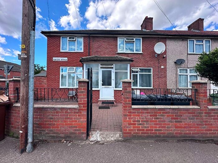 5 Bedroom Detached House For Sale In Porters Avenue, Dagenham, RM8