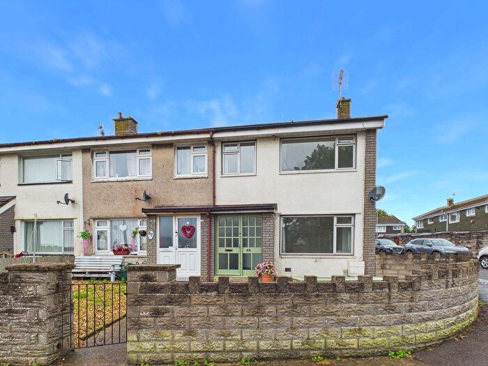 3 Bedroom Semi-detached House For Sale In Eagleswell Road, Boverton, CF61