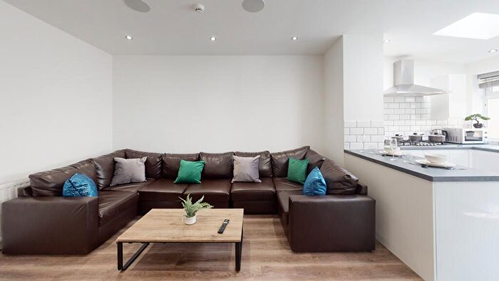 7 Bedroom Terraced House To Rent In Balcarres Avenue, Liverpool, Merseyside, L18