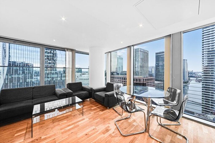 2 Bedroom Apartment To Rent In Landmark East Tower, Marsh Wall, E14
