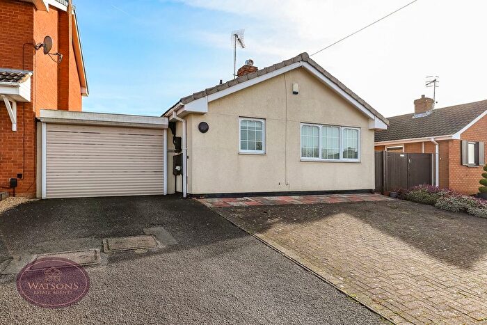 3 Bedroom Detached Bungalow For Sale In Common Lane, Hucknall, Nottingham, NG15