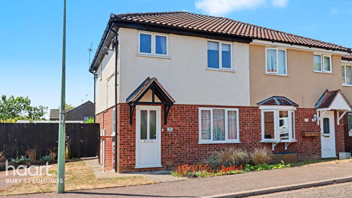 3 Bedroom Semi Detached House For Sale In Sussex Road, Bury St Edmunds, IP32