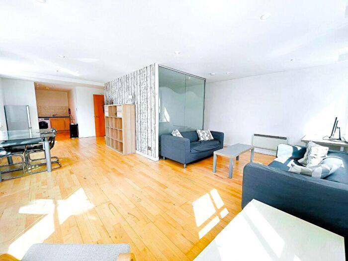 1 Bedroom Flat To Rent In Park House Apartments, Park Row, Leeds, LS1