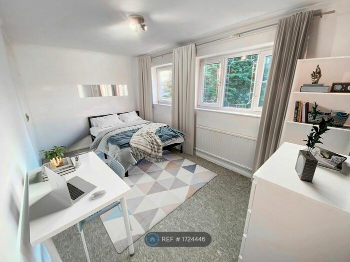 4 Bedroom Terraced House To Rent In Britten Close, Colchester, CO4