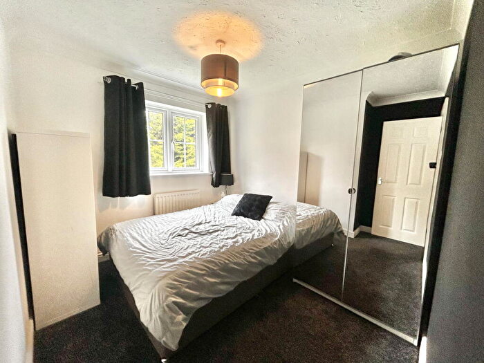 4 Bedroom Detached House For Sale In Chadstone Close, Monkspath, B90