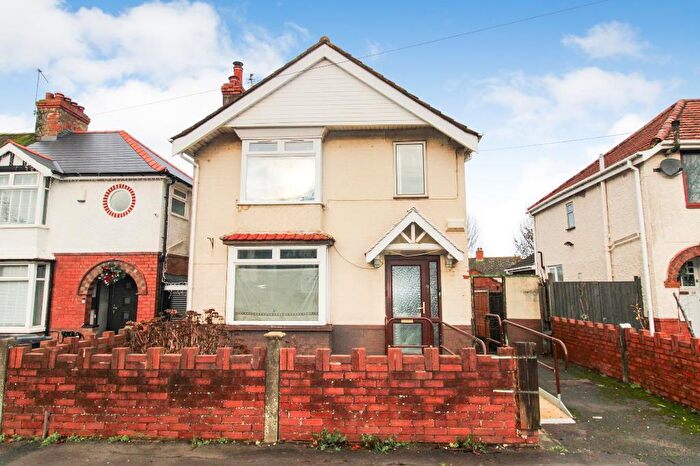 3 Bedroom Detached House For Sale In Finlay Road, Gloucester, GL4