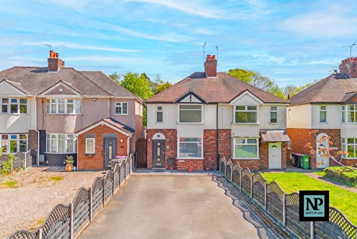 3 Bedroom Semi-Detached House For Sale In Nuneaton Road, Mancetter, CV9
