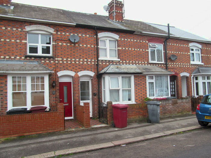 4 Bedroom Terraced House To Rent In Brighton Road, Reading, Berkshire, RG6