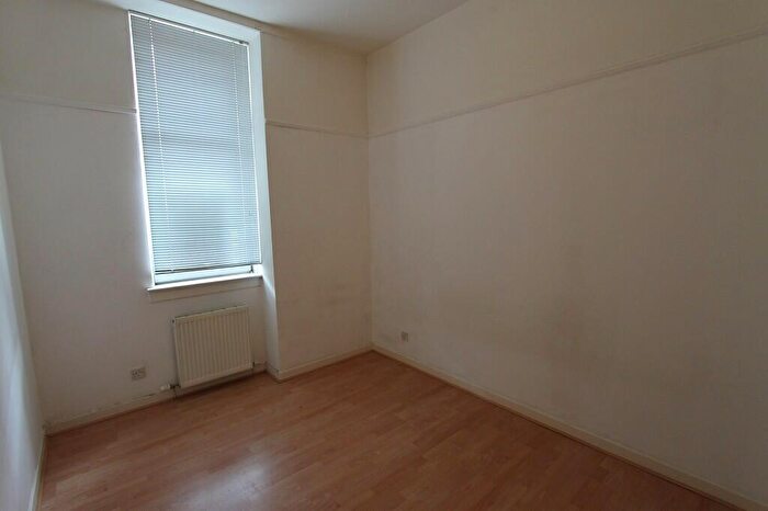 2 Bedroom Apartment To Rent In Springburn Road, Springburn, G21