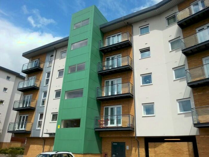 1 Bedroom Flat To Rent In Parkhouse Court, Hatfield, AL10