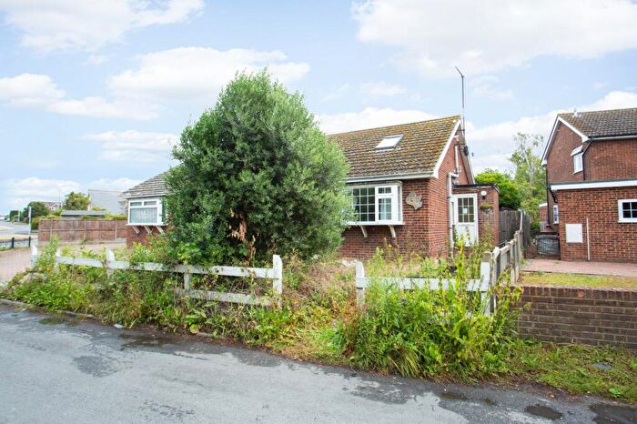 3 Bedroom Semi-Detached House For Sale In Seasalter Lane, Seasalter, Whitstable, Kent, CT5