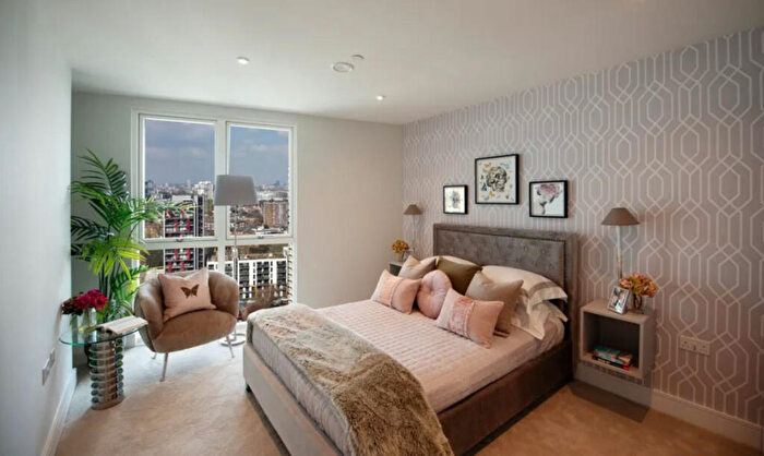 2 Bedroom Apartment For Sale In Flat A Vision Point, Battersea, SW11