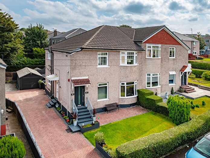 2 Bedroom Flat For Sale In Croftburn Drive, Croftfoot, Glasgow, G44