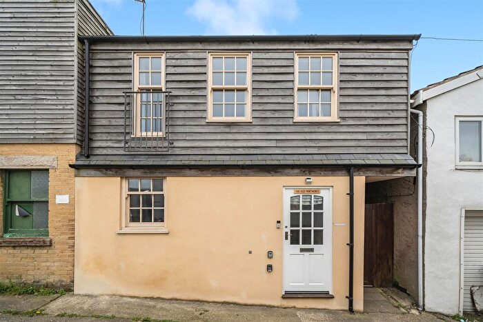 2 Bedroom Property For Sale In Mermond Place, Swanage, BH19