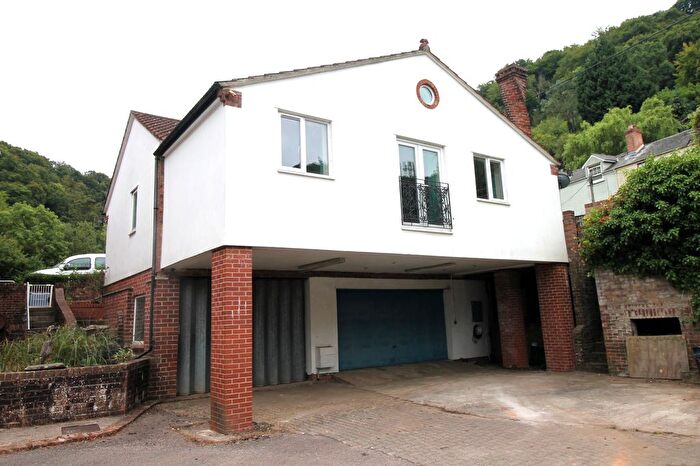 3 Bedroom Detached Bungalow For Sale In Central Lydbrook, Lydbrook, GL17