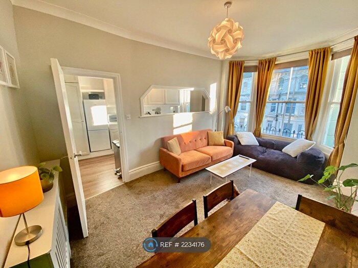 1 Bedroom Flat To Rent In Cambridge Gardens, Hastings, TN34