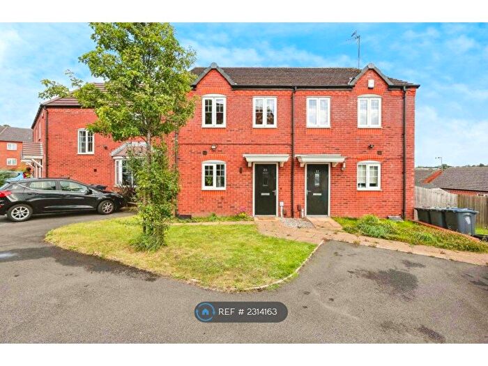 3 Bedroom Semi-Detached House To Rent In Caban Close, Birmingham, B31