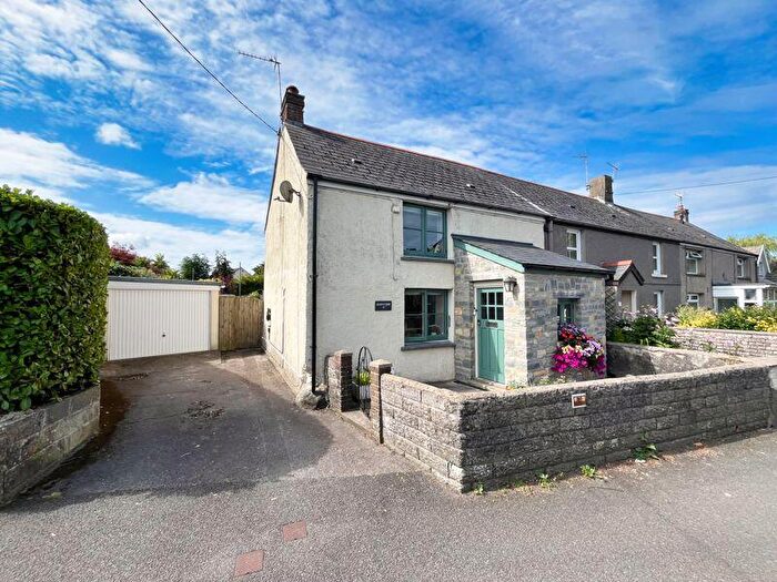 3 Bedroom Cottage For Sale In Sunnyside, Treoes, The Vale Of Glamorgan, CF35