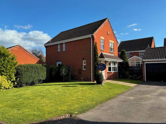 3 Bedroom Detached House To Rent In Bude Close, New Waltham, Grimsby, DN36