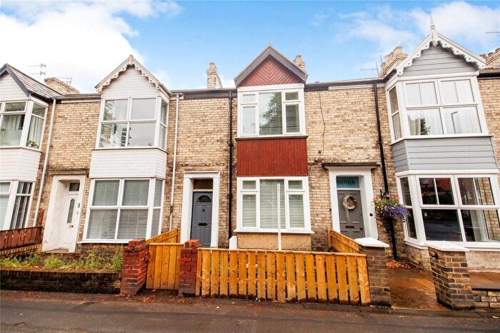 2 Bedroom Terraced House To Rent In Dean Terrace, Ryton, NE40