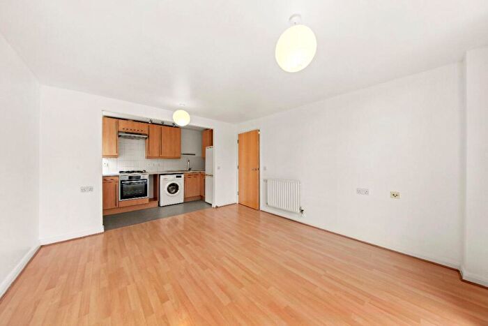 2 Bedroom Apartment To Rent In Fairlead House, Cassilis Road, London, E14