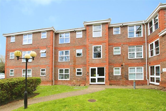 Apartment To Rent In Warren Down, Bracknell, RG42